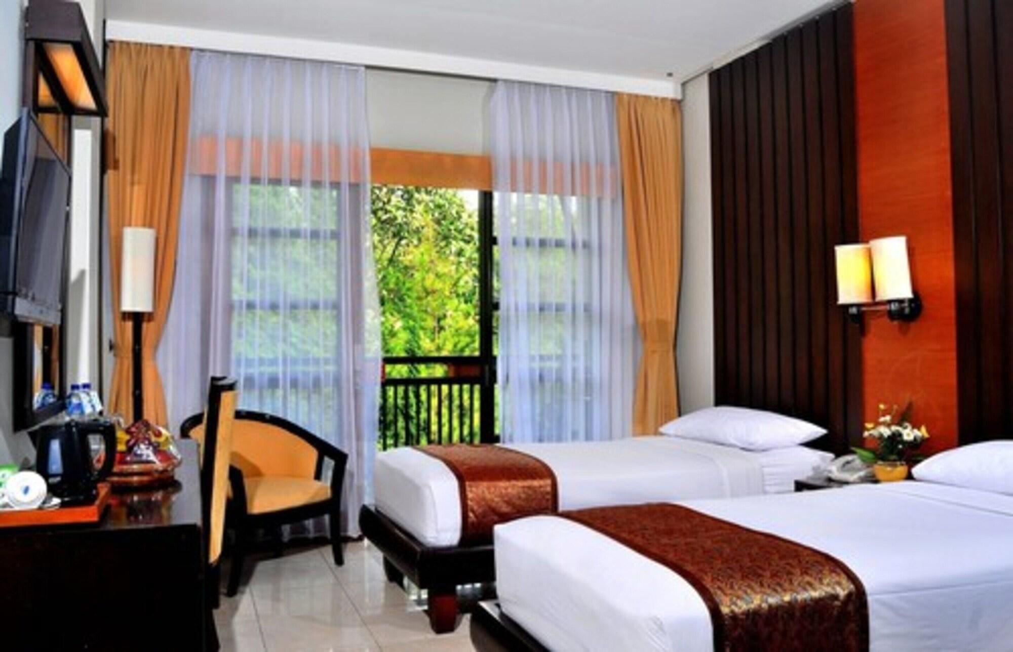 Sari Ater Hotel & Resort Ciater Buitenkant foto