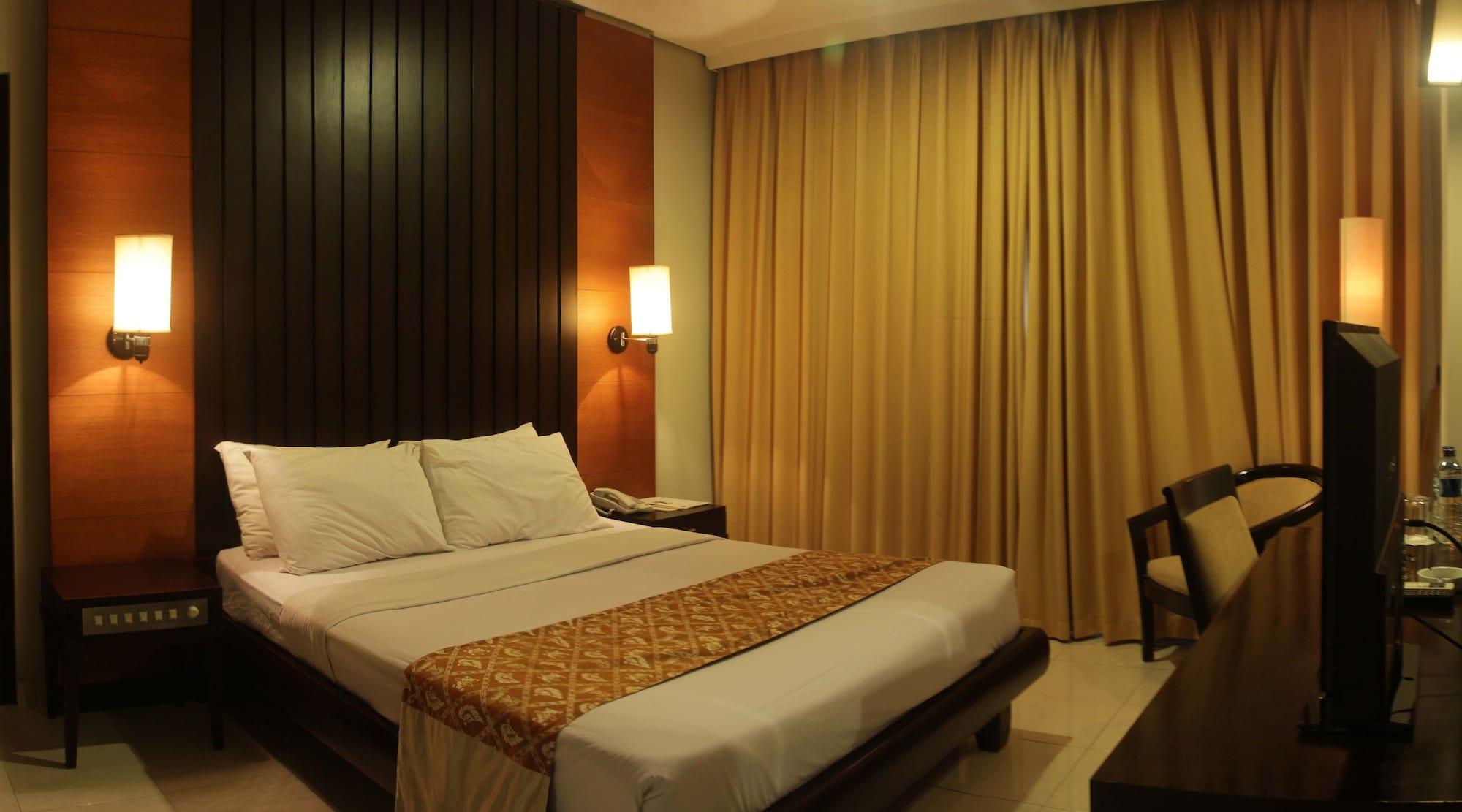 Sari Ater Hotel & Resort Ciater Buitenkant foto